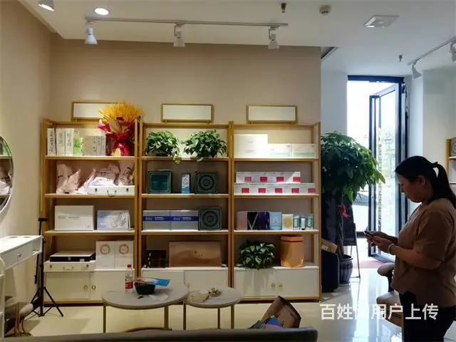 【同城搜铺网免费找店】塞维兰蒂斯东门57平美容院转让 - 图片 6