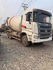 低价出售二手三一搅拌车 大12方，国四 ，后八轮，