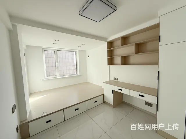 燕都新城二期西区平台上2楼，两室一厅，三阳格局！精装修冰箱  - 图片 4