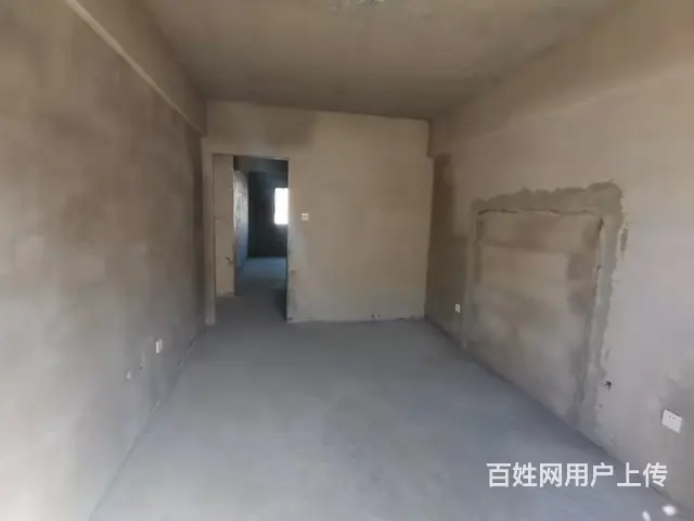 云锦雅居，一楼，110平米，三室二厅一卫，厅厨同宽，带50平 - 图片