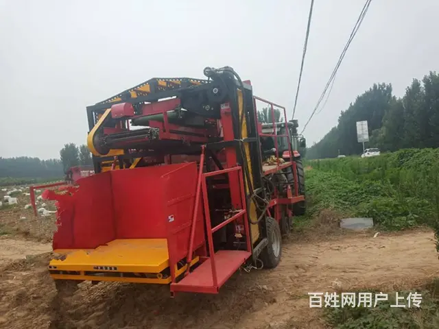 平凉4UL-2双垄自动墩包土豆红薯联合收获机wzj - 图片 1