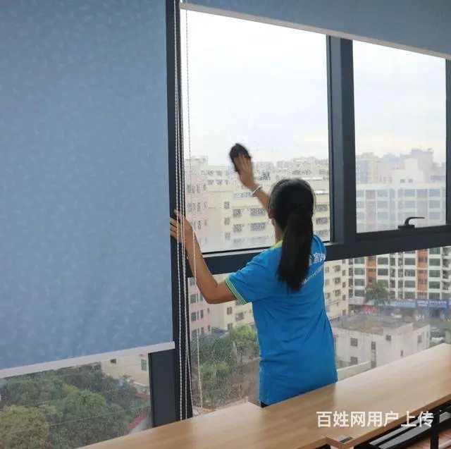 常州武进区家政保洁擦玻璃钟点工打扫卫生地毯清洗 - 图片 4