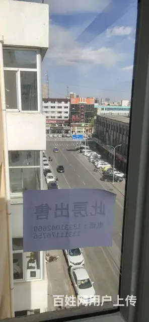 便宜出租旧区中心广场繁华地段的楼房！ - 图片 1