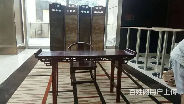 深圳出租指示牌一米线沙发茶几画架会议桌工位桌 - 图片 9