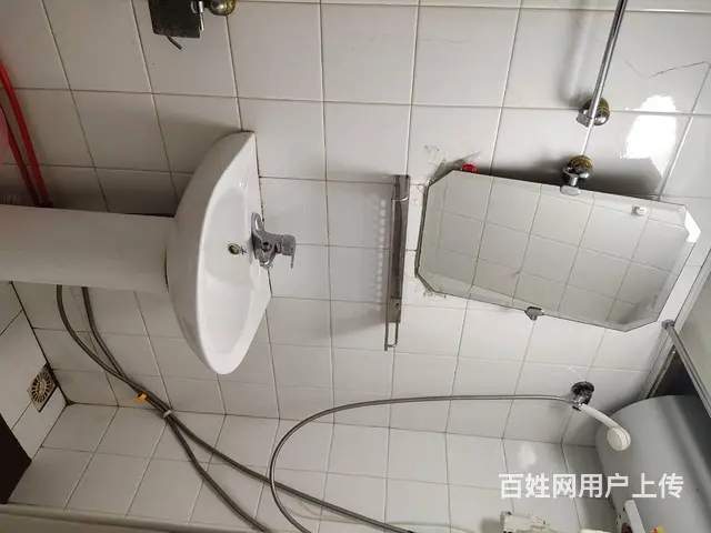 个人出租道里索菲亚教堂附近两室一明厅 - 图片 9