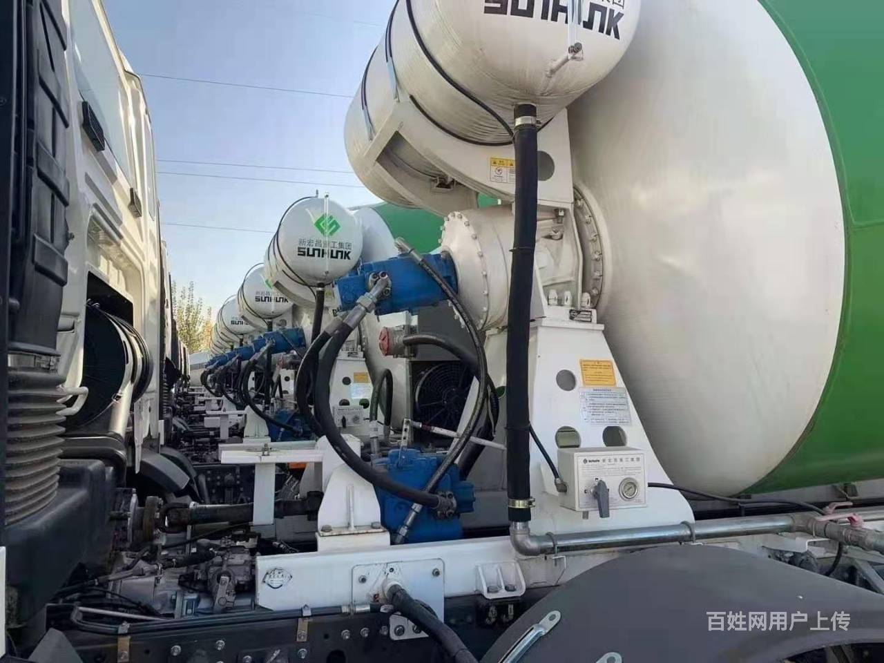 出售豪沃博歌搅拌车 国五轻量化拉14方340马力