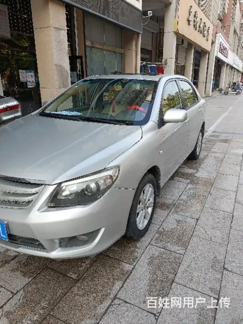 比亚迪L3 2012款 1.5 手动 尊贵型 - 图片 3