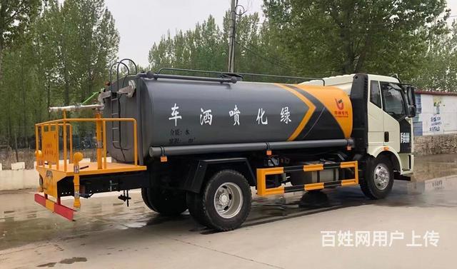 二手洒水车的图片