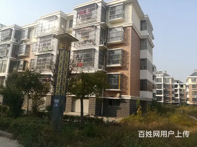 自己的房子低价出售便宜买，上下2层临河镇学府小区新房 - 图片 1