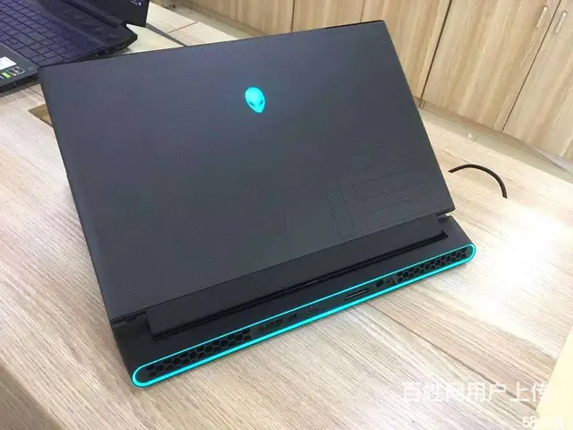 个人大型设计游戏工作室高端笔记本电脑转让 - 图片 3