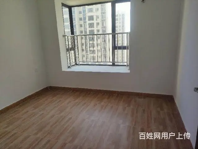 国兴琼州大桥傍    中交新琼雅苑4房 - 图片 9