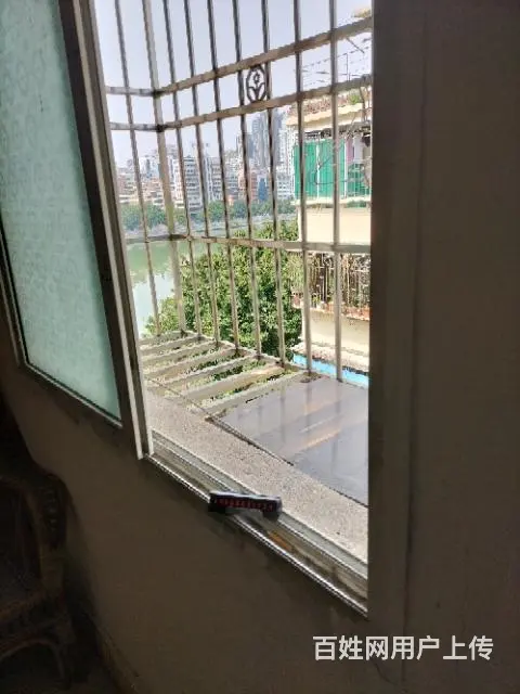 中山公园游泳池附近步梯八楼单房 - 图片 8