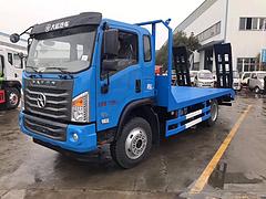 大运征途挖机平板运输车 拉15吨挖机平板拖车