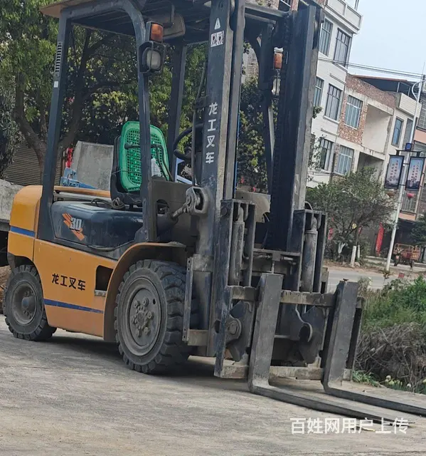 转让龙工叉车一台带倾翻 - 图片