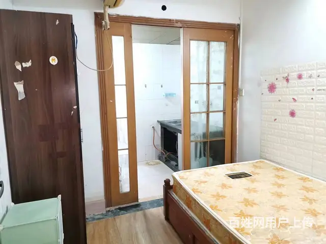 南坑花园单身公寓出租，楼梯5楼，部分家私电器，独立​‌‌​‌ - 图片 3