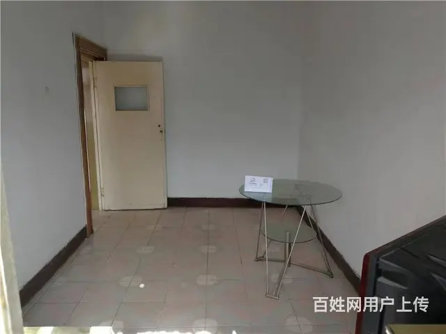 红山红星小区黄金区局家属楼 普通住宅1厅 简单装修 - 图片 3