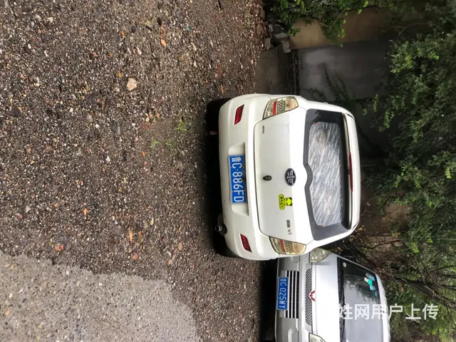 一汽 威志 2012款 威志V2 Cross 1.3 手动 - 图片 1