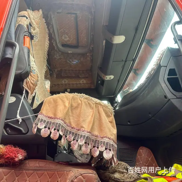 出售个人二手重汽汕德卡前四后八9.6米高栏载货车 - 图片 8