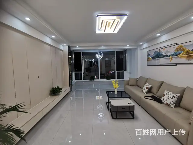 中华园2楼97平，两室两厅精装修46.8万，小税可贷款 - 图片 1