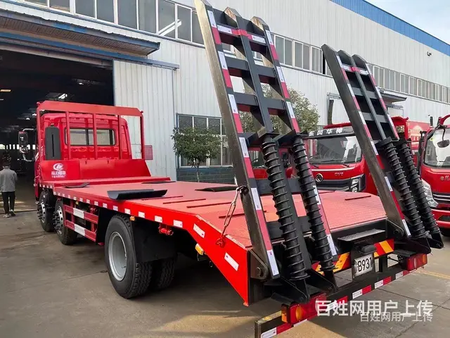 东风小三轴玉柴245马力  挖掘机拖车  拖20吨挖车平板车 - 图片 10