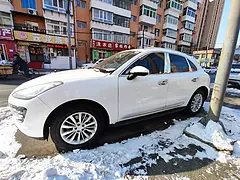 众泰SR9 2017款 2.0T 双离合 极致之光版