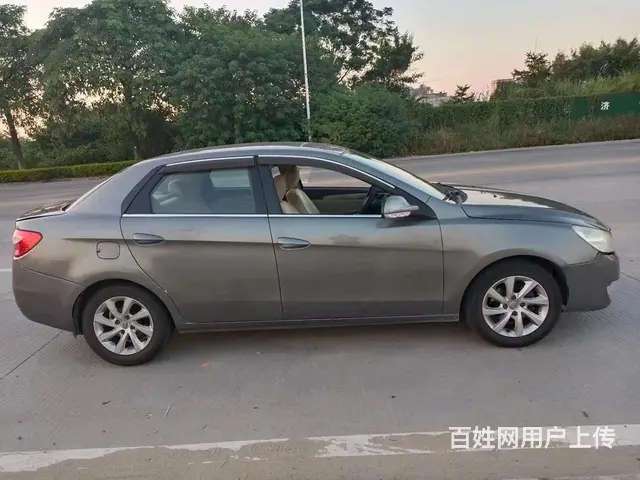 风神S30 2011款 S30-三厢 1.6 手动 尊贵型 - 图片 4