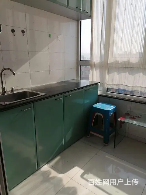 房屋出租，交通便利，学校医院市场 - 图片 3