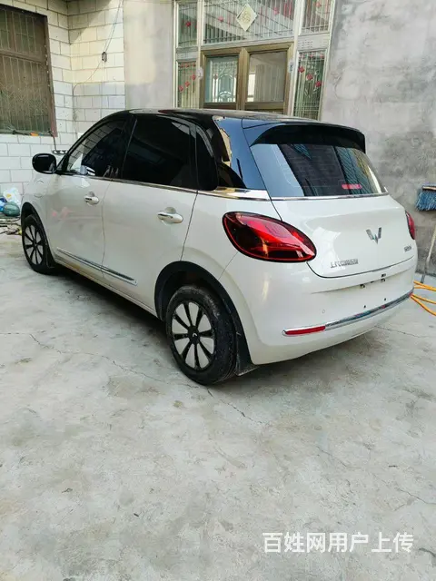 五菱 宏光 2020款 宏光V 1.2 手动 劲取版封窗车 - 图片 1
