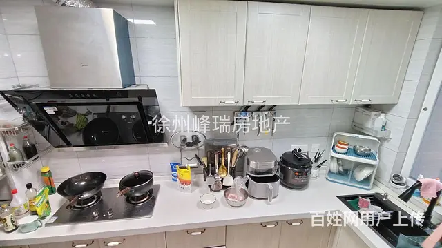急售高盛汉郡 精装修三室 带暖气 飞机户型南北通透 拎包即住 - 图片 8