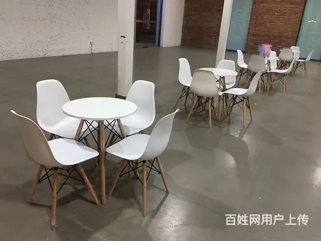 伊姆斯桌椅洽谈桌椅等家具出租 - 图片 2