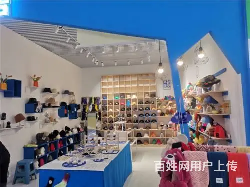 中东新生活三楼商铺服装店出兑 - 图片 1