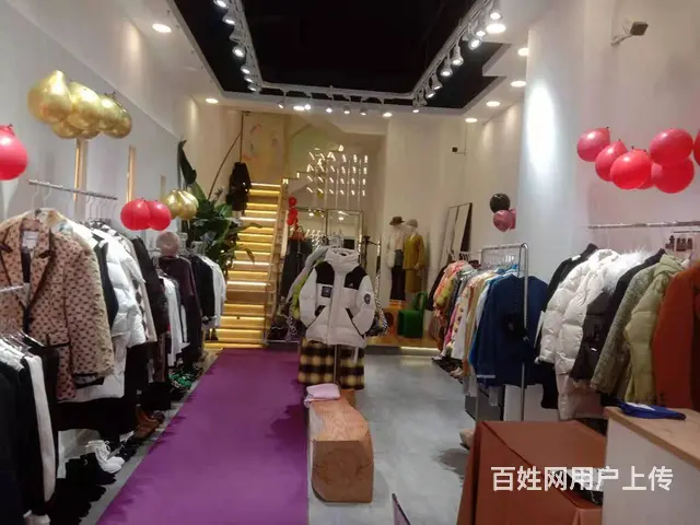 7402（七P)个人城西区万达广场路万达4号楼下服装店转让 - 图片 1