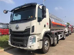 东风柳汽小三轴铝合金运油车 加油车全国供货