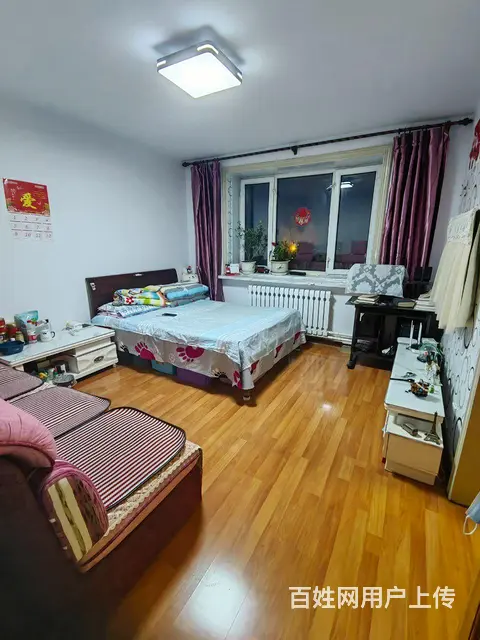 老街基早市附近人防办楼6楼非顶，62平，厢楼两室一厅，带家具 - 图片 1
