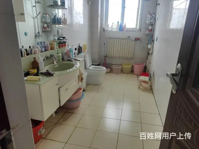 盛世豪庭电梯5楼 98万可议 大三室带车库可贷款 - 图片 4