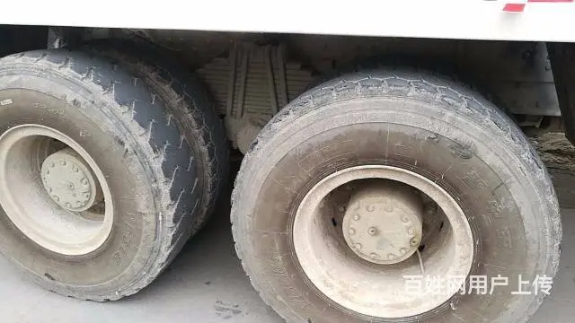出售12年二手豪沃搅拌车  12方   后八轮 - 图片 5