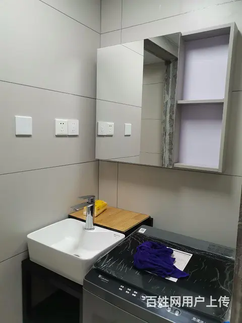 新房出租，拎包即住，全新家电 - 图片 1