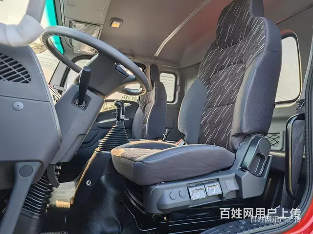 徐州新款福田欧曼平板车 玉柴200马力拉150挖机拖车 - 图片 2