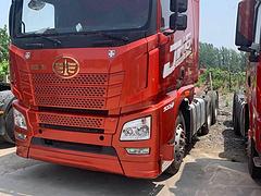 原版二手解放牵引车 500马力  国五 双驱轻体