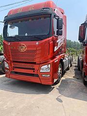 原版二手解放牵引车 500马力  国五 双驱轻体