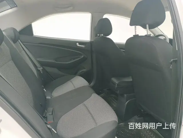 现代 瑞纳 2017款 1.4 手动 GLS 焕彩版 - 图片 4