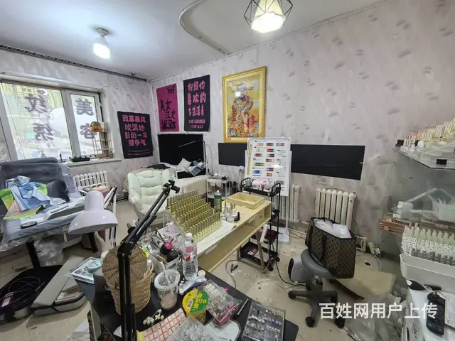 香坊 木材街大学内美甲店出兑 店铺出兑 - 图片 1