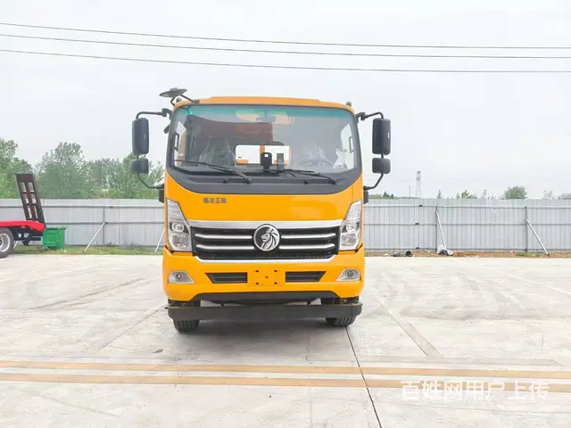 国六新款便宜实用的重汽王牌小三轴平板车生产厂家报价 - 图片 2