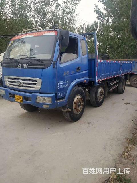 63米二手奥驰平板小货车黄牌90020轮胎