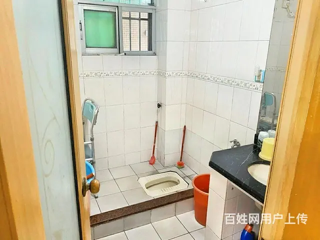 富华广场2楼 带大平台 看房方便 - 图片 6