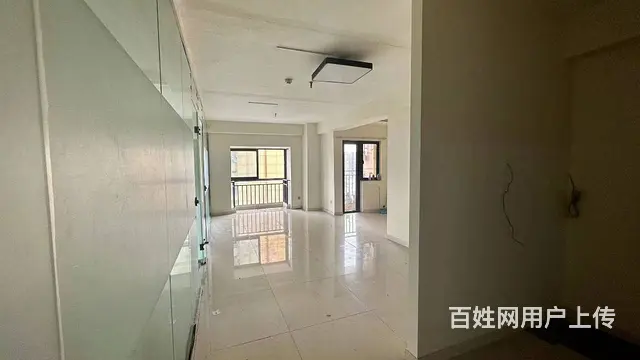 金府SOHO公寓出租 可住可办公带厕所 - 图片 7