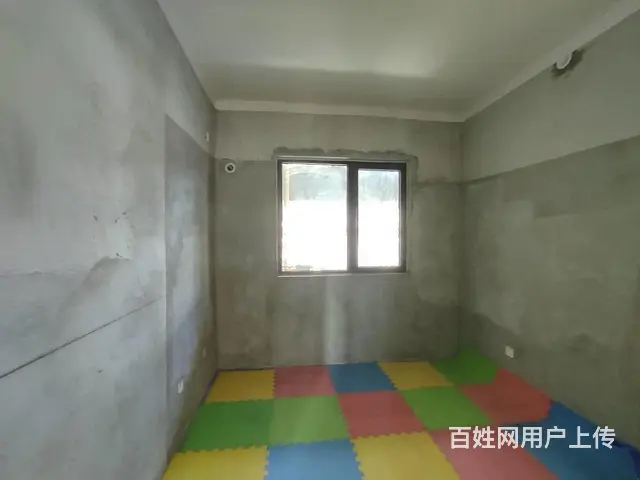 中都院子 匠心特卖 三室两厅两卫 密码锁交付 小户型的天花板 - 图片 1