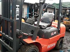 转让3吨自动挡柴油叉车 个人二手叉车手续齐全