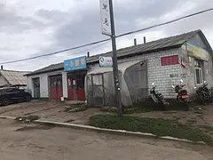 急卖，亨利利友巷第一小学。 平房 简单装修