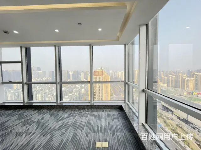 东冠恒鑫大厦，高区边套，对面滨江龙湖天街，交通便利，条件好谈 - 图片 1